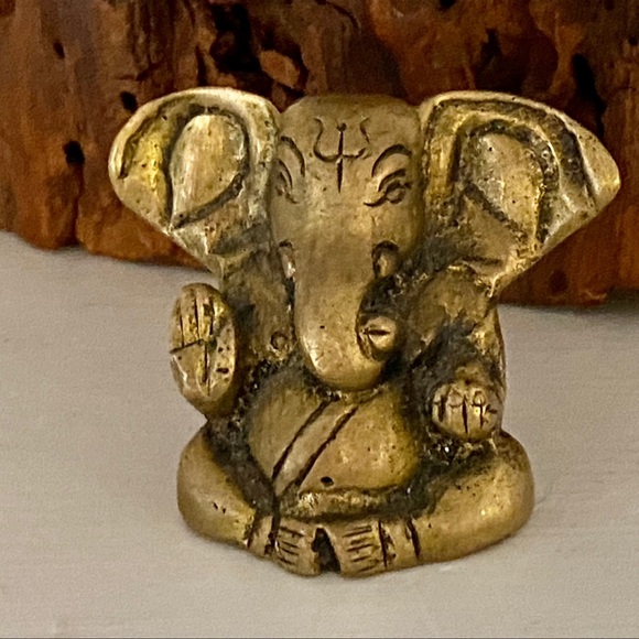 Rare Find Vintage Brass Ganesha - Picture 3 of 6